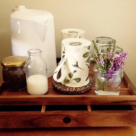 Bed & Breakfast Carlton 4*